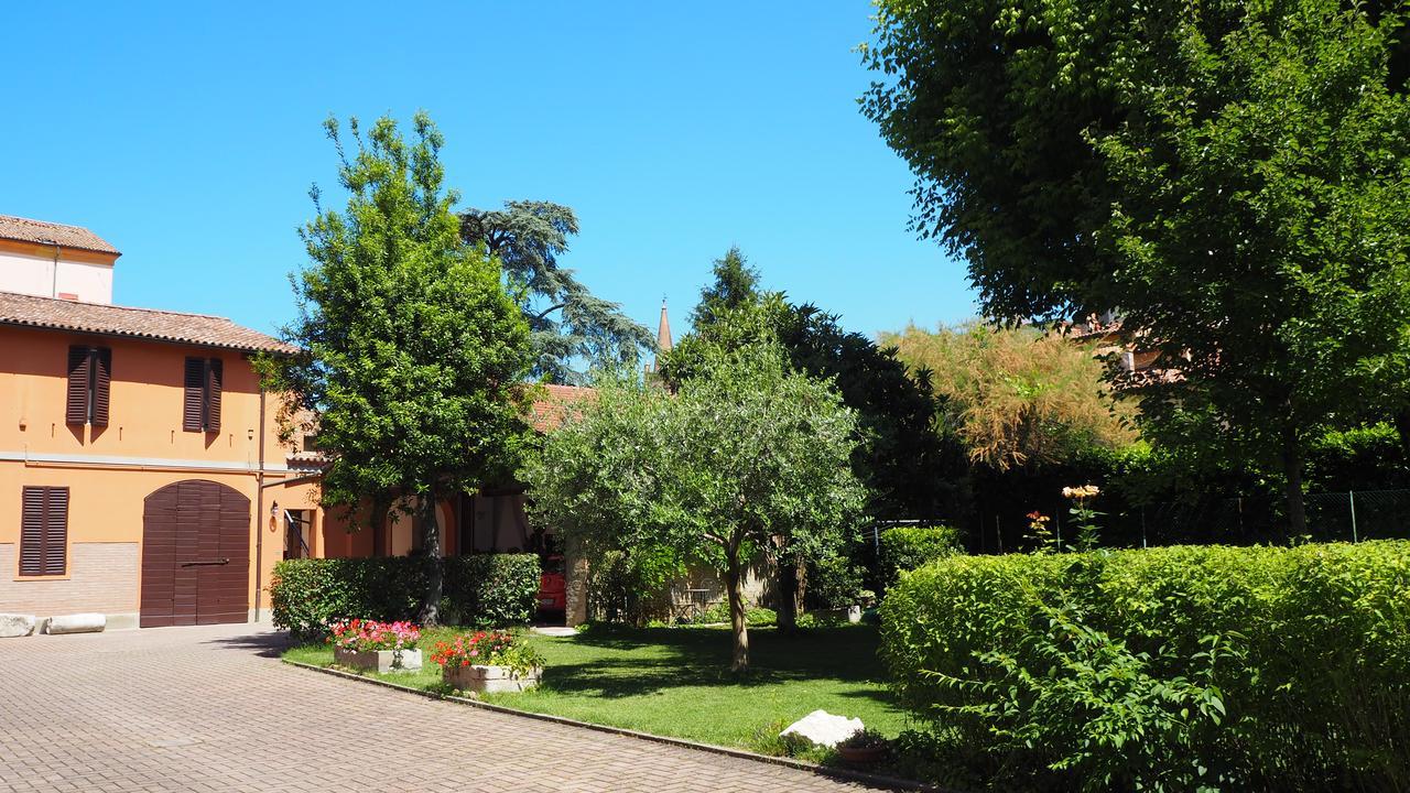 Bed and Breakfast R&B Giardino 34 Форли Экстерьер фото